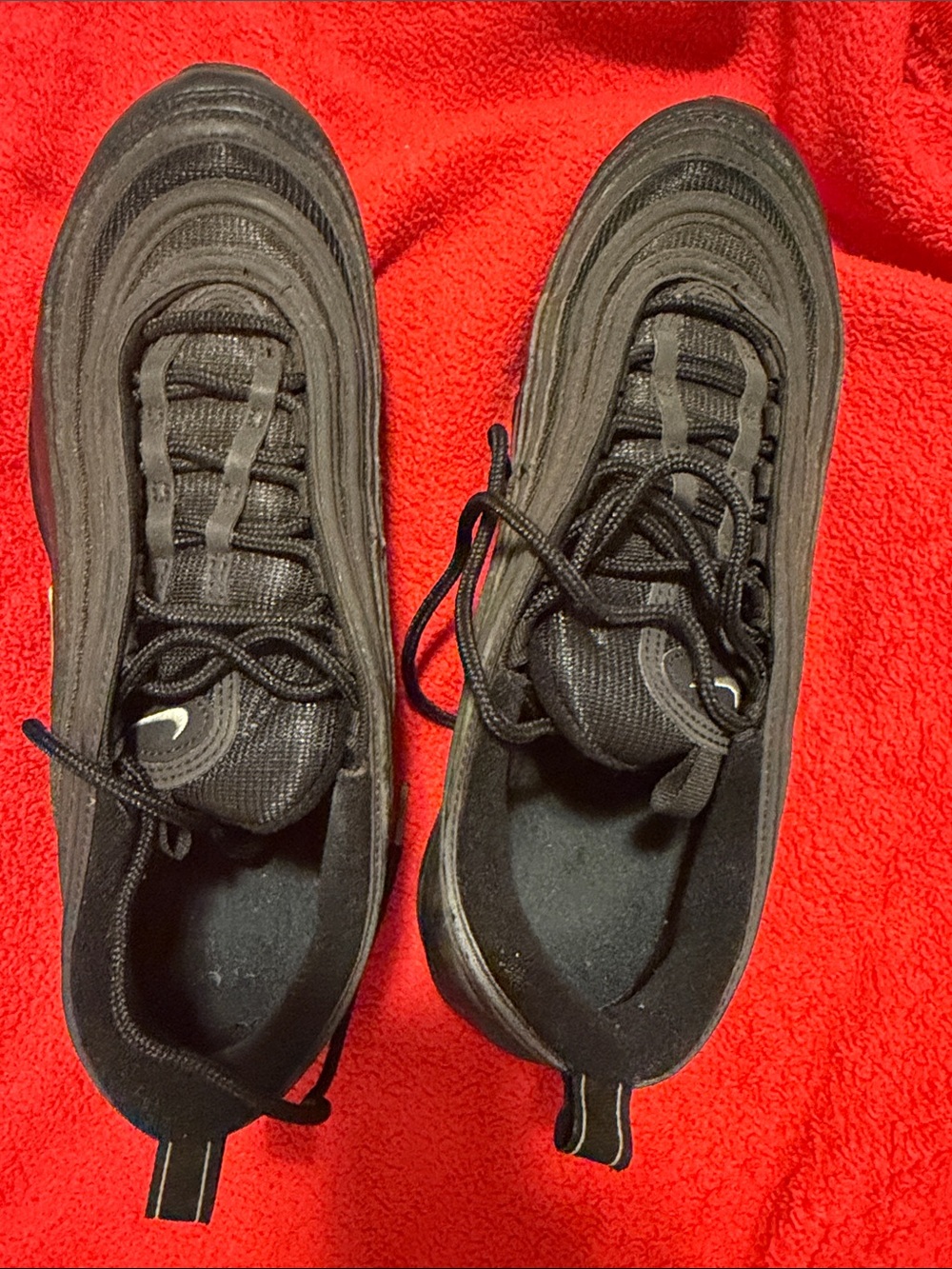 Nike Men’s Black Athletic Low-Top Sneakers